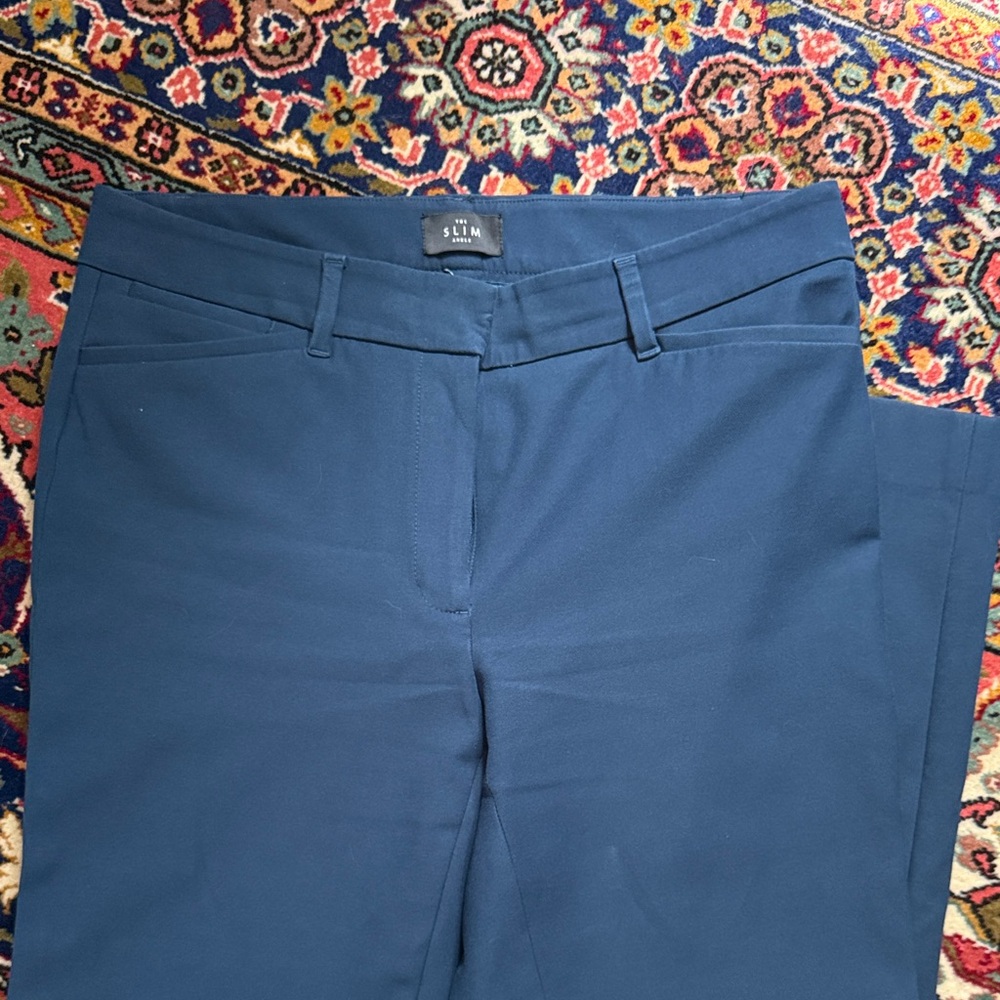 White House Black Market Slim Crop Pants in Navy Blue
